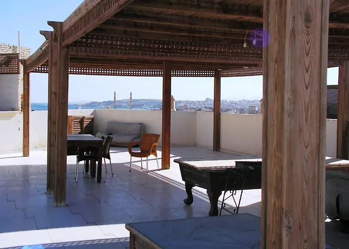 Apartmanhotel Paradise Hill 3*