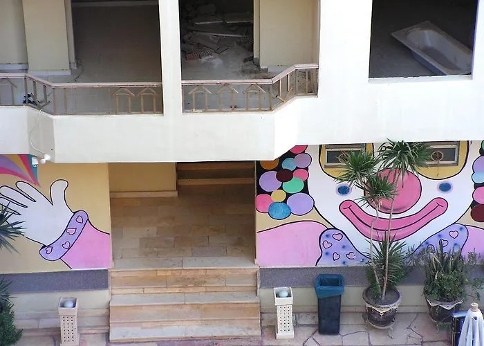 Paradise Hill Apartmanhotel Gurdaka