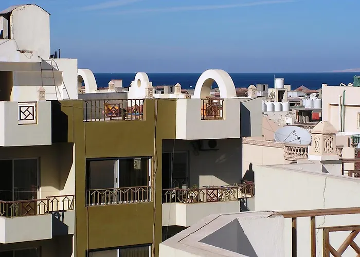 Apartmanhotel Paradise Hill 3*