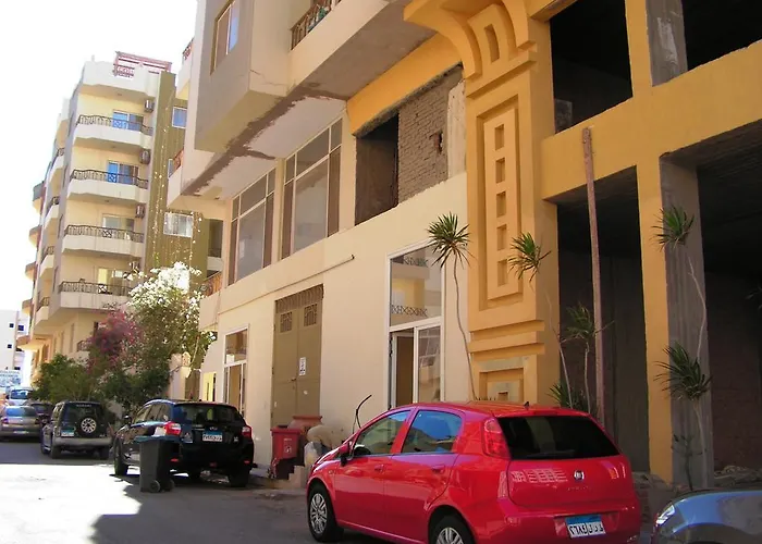Paradise Hill Apartmanhotel 3*