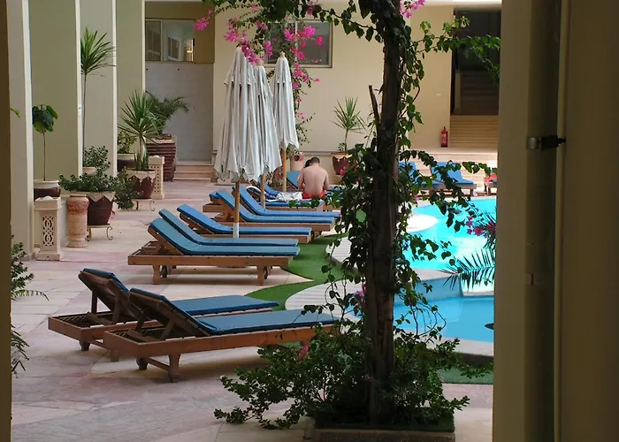 Apartmanhotel Paradise Hill Gurdaka